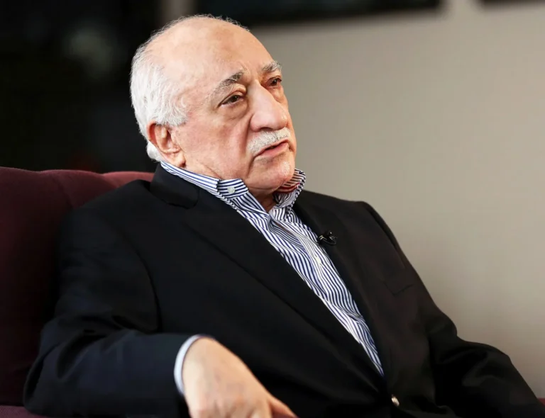 FETÖ hareketi sahte bir mehdi hareketidir