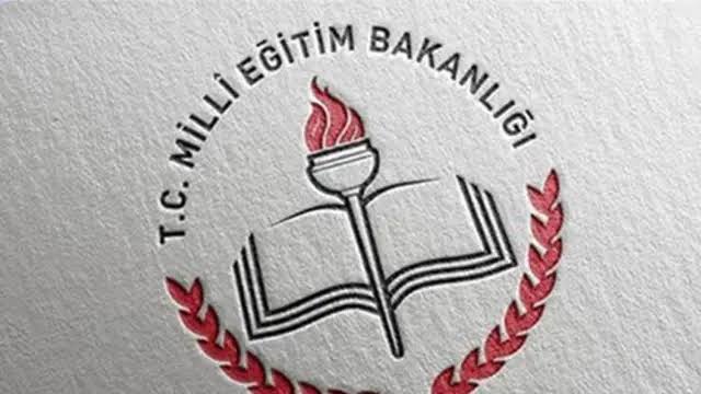 binlerce öğretmen açığa alındı