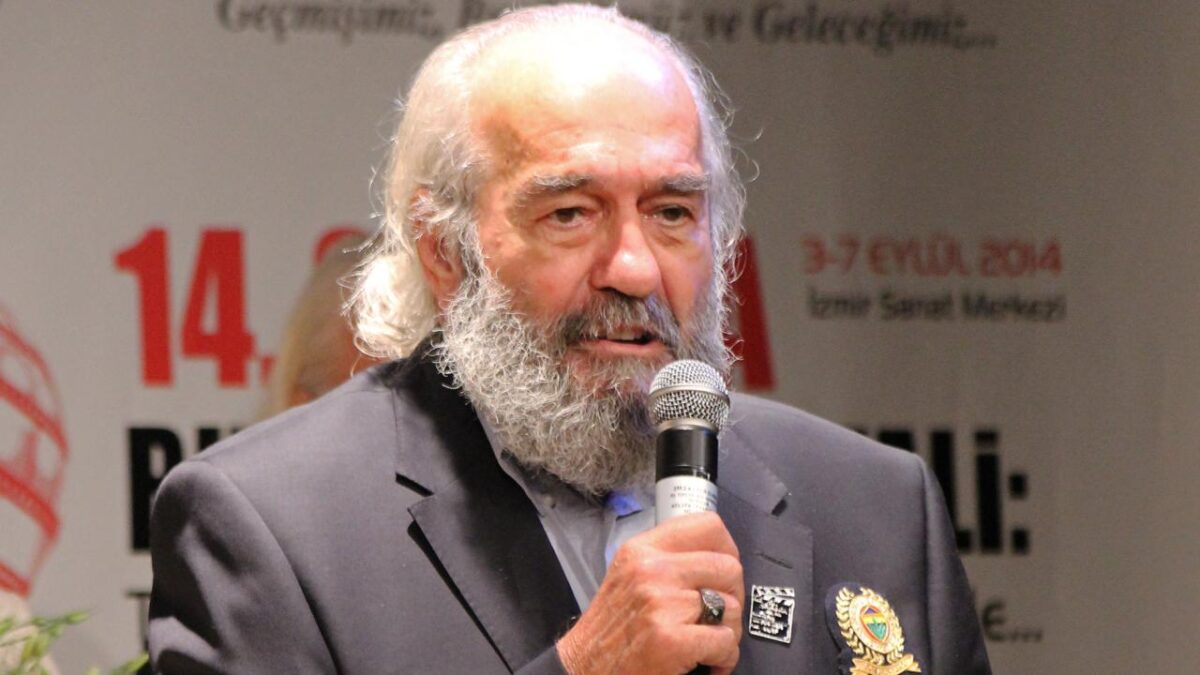 fikret hakan