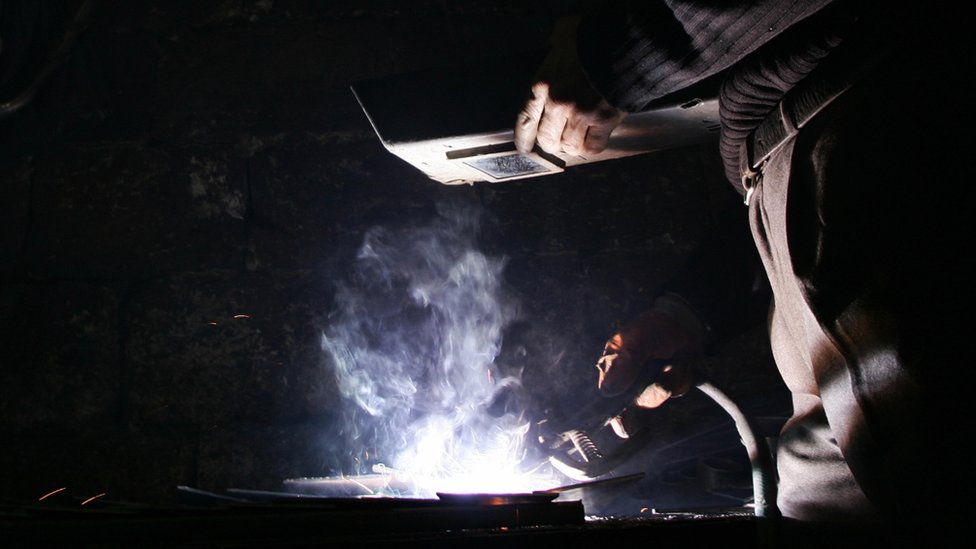 Hükümet metal işçilerinin grevini