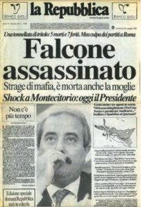 giovanni-falcone-la-prima-pagina-de-la-repubblica-dedicata-alla-strage-di-capaci-241784