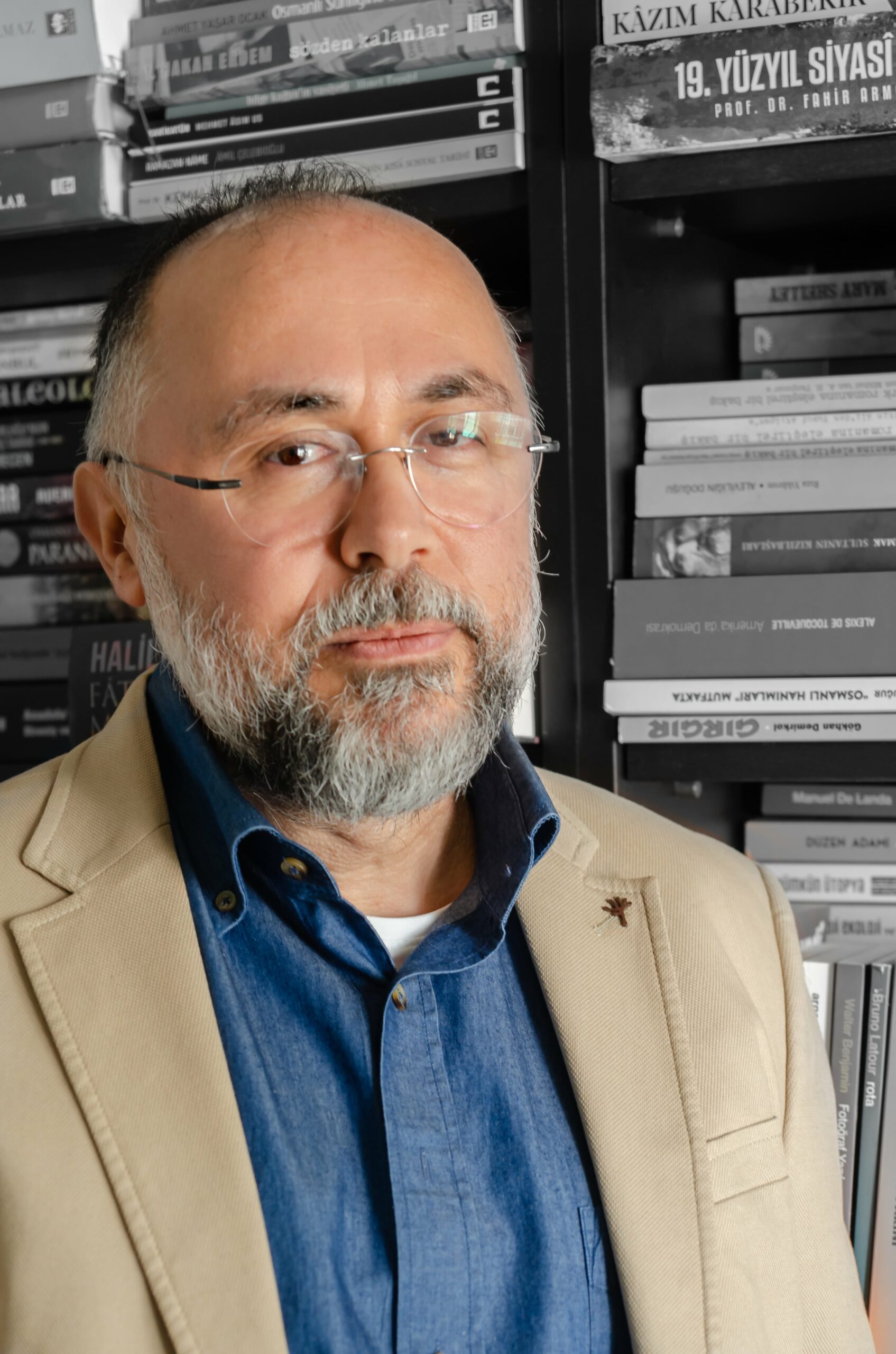 Picture of Cengiz Özdemir