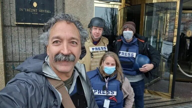 Rusya gazetecileri öldürüyor