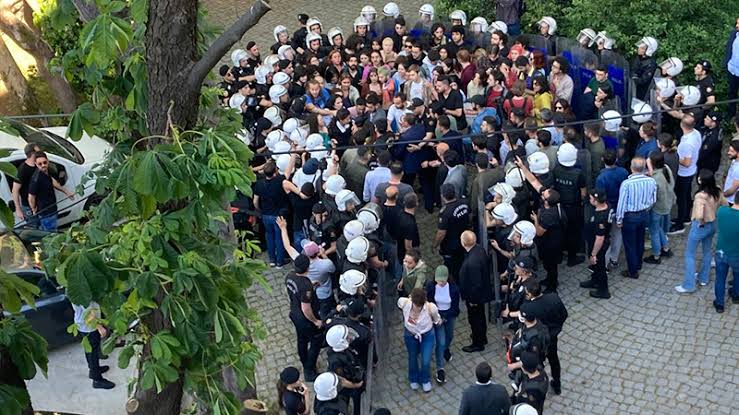 Boğaziçi Onur Yürüyüşü