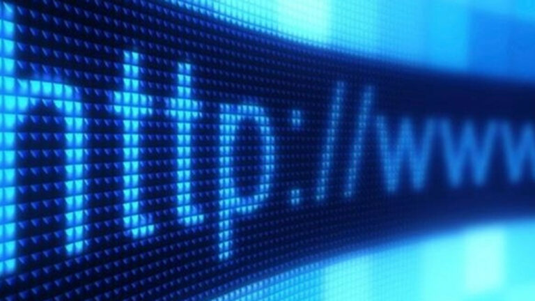 otoriter rejimler interneti