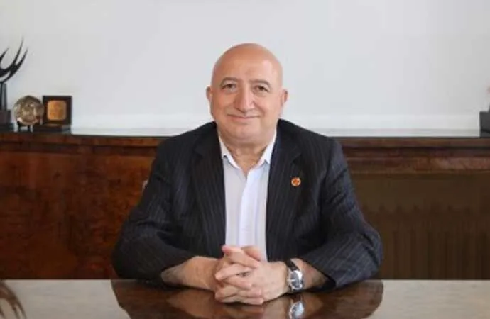 Yeni başkan Vahap Munyar