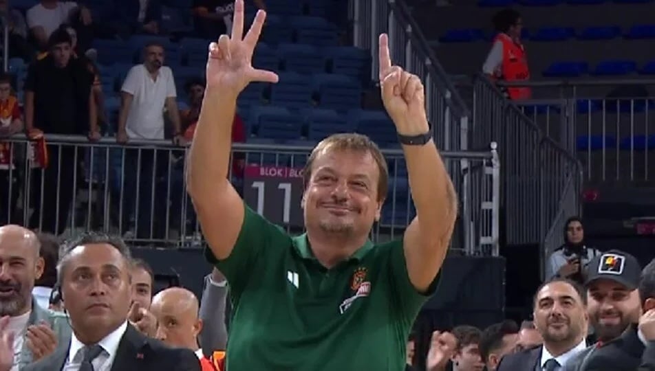 Türkiye A Milli Basketbol Takımı ve Panathinaikos Koçu Ergin Ataman