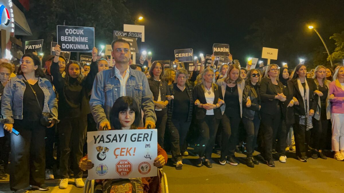 CHP Kadın Kolları Başkanlığı tarafından 11 Ekim Dünya Kız Çocukları Günü kapsamında düzenlenen yürüyüş engellendi