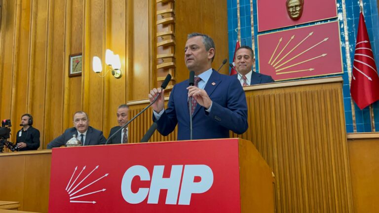 Özgür Özel, Devlet Bahçeli ve Tuncer Bakırhan'a cevap verdi