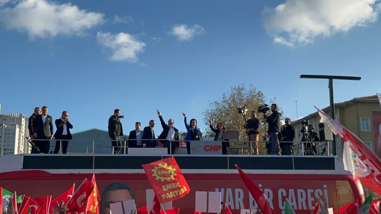 CHP'nin Esenyurt mitingi: Tülay Hatimoğulları konuştu