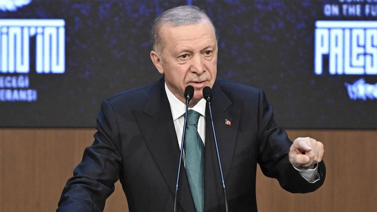 “Bahçeli’nin DEM Parti Eş Başkanlarıyla tokalaşması önemli bir adım”