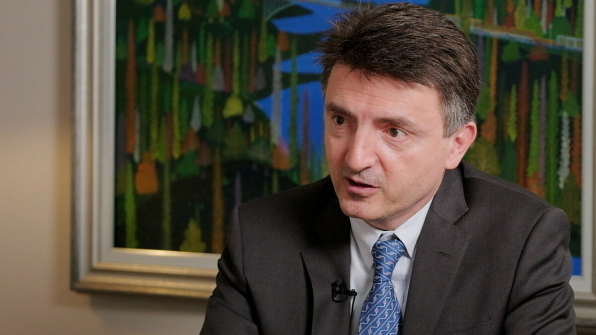 Bilge Yılmaz iktidarın kredi kartı limitlerine koymak istediği vergiyi eleştirdi