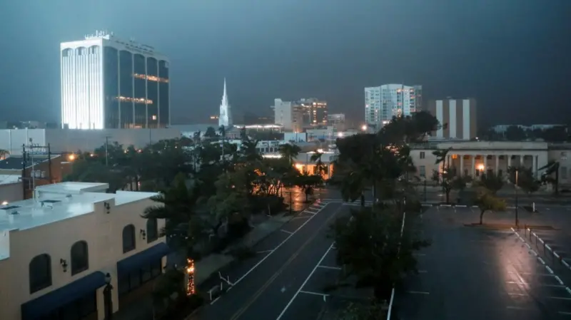 Florida'da bir çok yerleşim birimi hayalet kentlere döndü