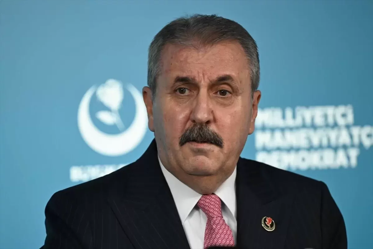 Büyük Birlik Partisi lideri Mustafa Destici.