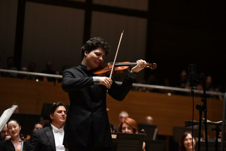 Augustin Hadelich, Türkiye'de