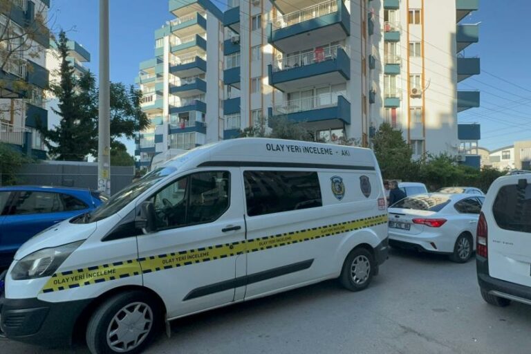İranlı üç kardeş