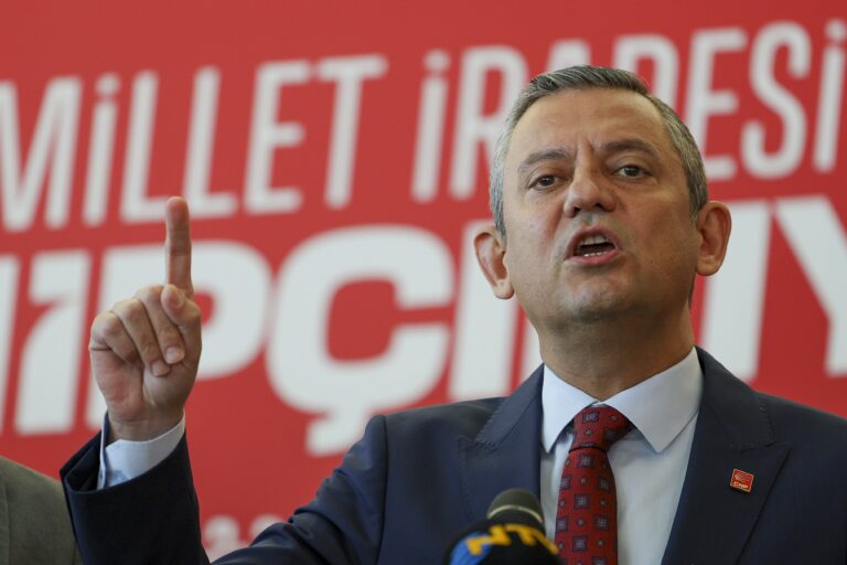 CHP lideri Özgür Özel