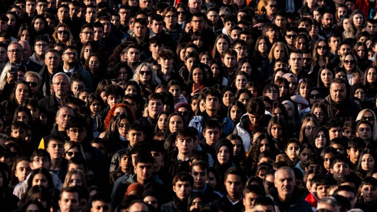 Cumhuriyetin kurucusu Atatürk tüm Türkiye'de anıldı