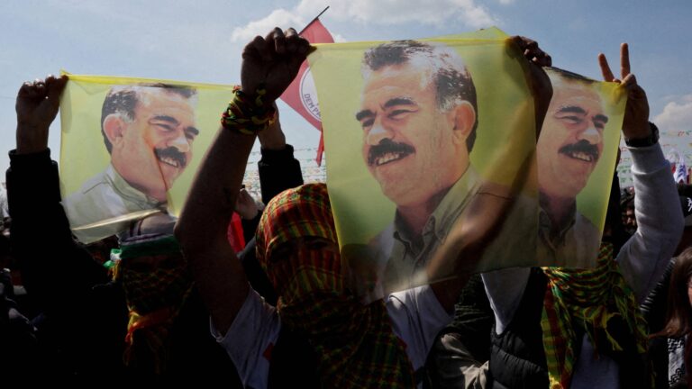 İktidar yalnızca Öcalan ile PKK sorununu çözebilir mi? | Ruşen Çakır yorumladı