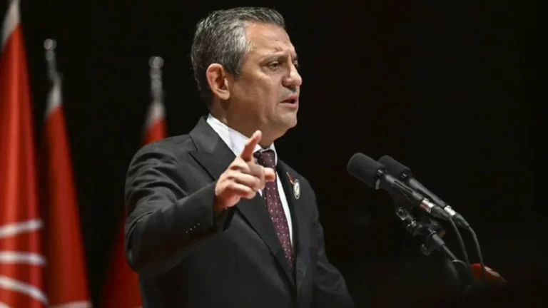 Özgür Özel Ahmet Özer
