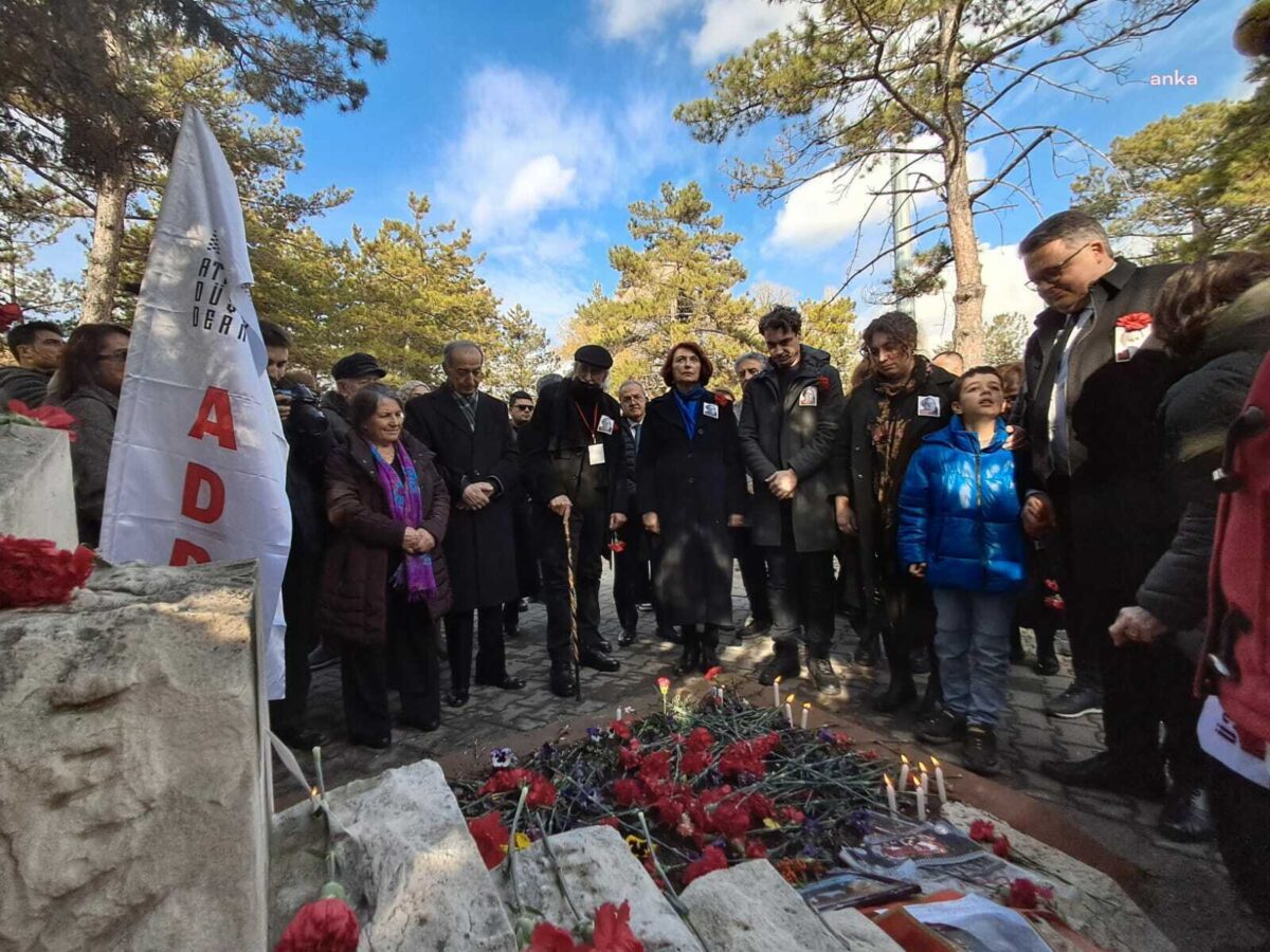 Uğur Mumcu ölümünün 32. yılında katledildiği sokakta anıldı.