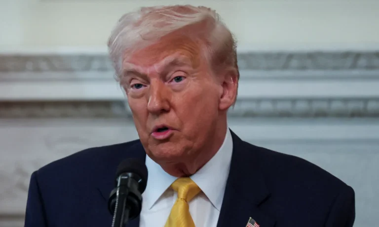Trump: "Putin ile görüşmelerim iyi geçti, barış masasında Zelenskiy önemsiz bir figür"