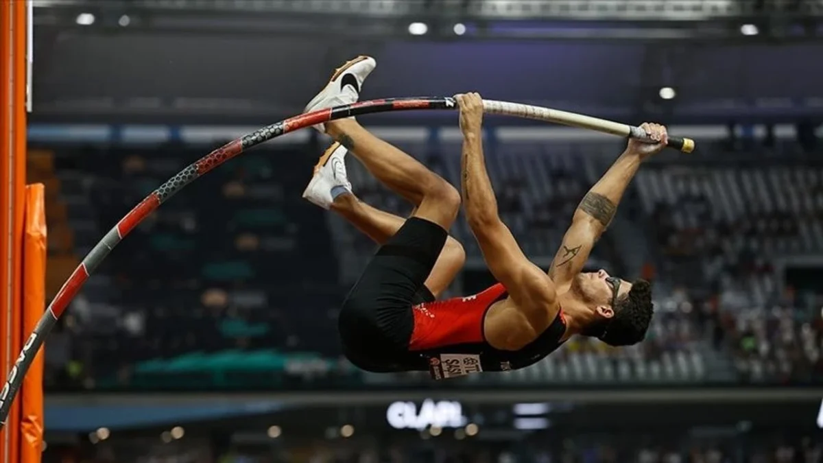 Ersu Şaşma, Türkiye rekorunu kırarak Fransa'da şampiyon oldu