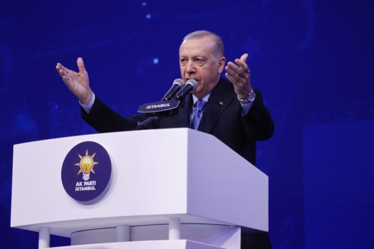 AKP Genel Başkanı ve Cumhurbaşkanı Recep Tayyip Erdoğan, AKP İstanbul İl Kongresi'nde konuştu.