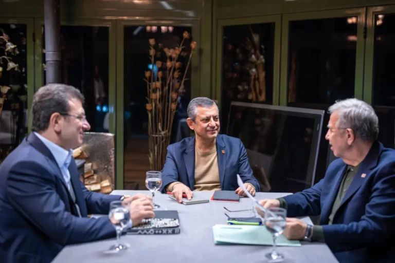 Erdoğan'dan siyasi yasak, özgür özel mansur yavaş ekrem imamoğlu