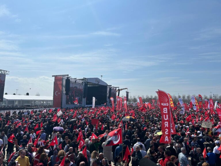 Maltepe mitingi neyin habercisi? | Ruşen Çakır uzman konuklarla yorumladı