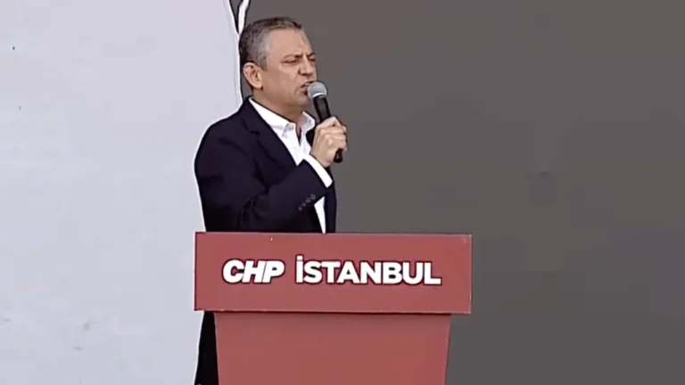 Özgür Özel Maltepe'den seslendi