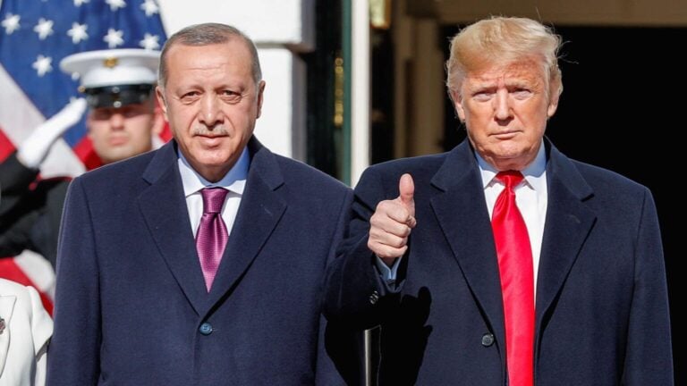 Trump'tan Erdoğan'a övgüler: "Çok güçlü ve zeki adam"