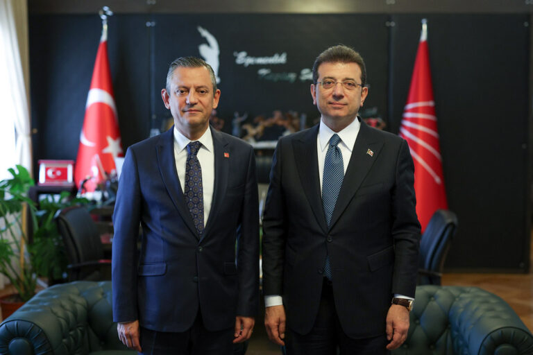İmamoğlu'ndan Özel'e tam destek CHP Olağanüstü Kurultayı hakkında bilmeniz gerekenler