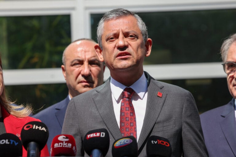 Özgür Özel