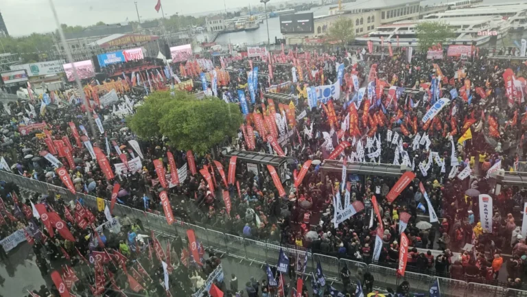 Sendikalar 1 Mayıs manifestosu yayımladı
