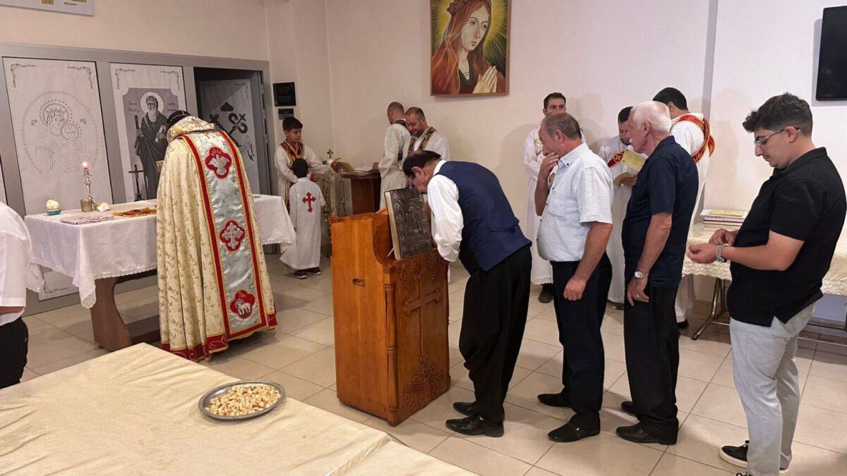 Adıyaman'da Süryaniler Mor Petrus-Mor Paulus Kilisesi için bir araya geldi