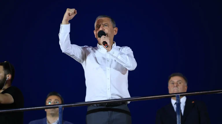 CHP leader Özel targeted in new investigation as 5th wave of arrests hits Istanbul municipality_2
