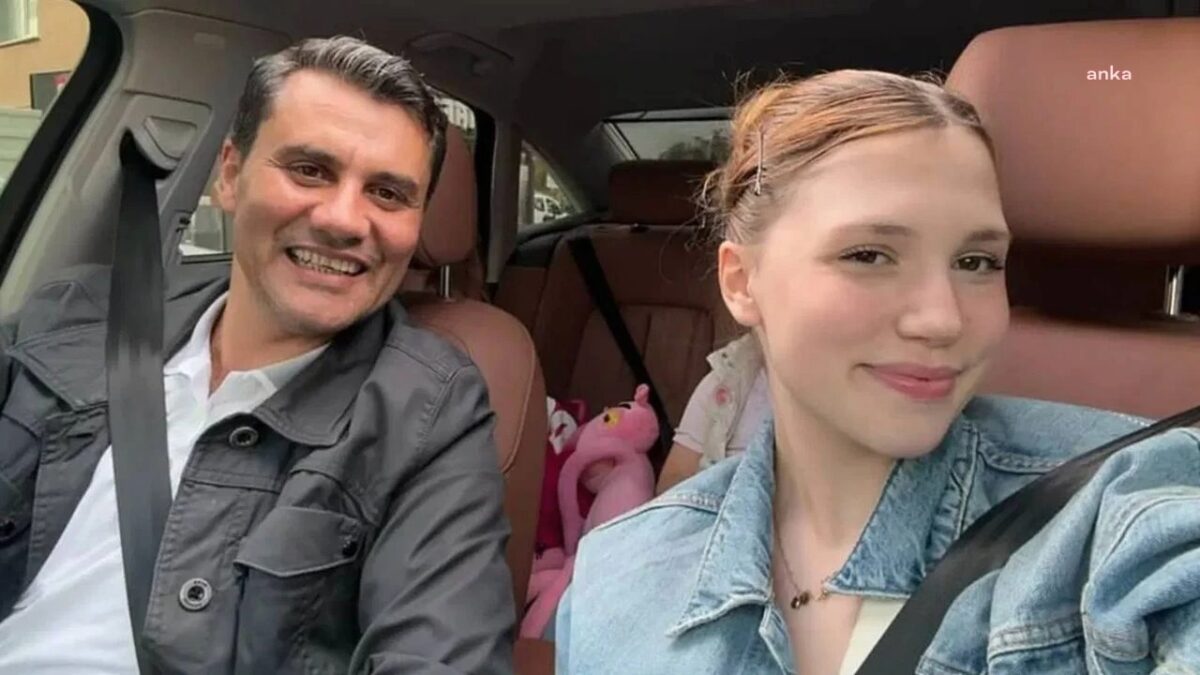 Ferdi ve Nehir Zeyrek