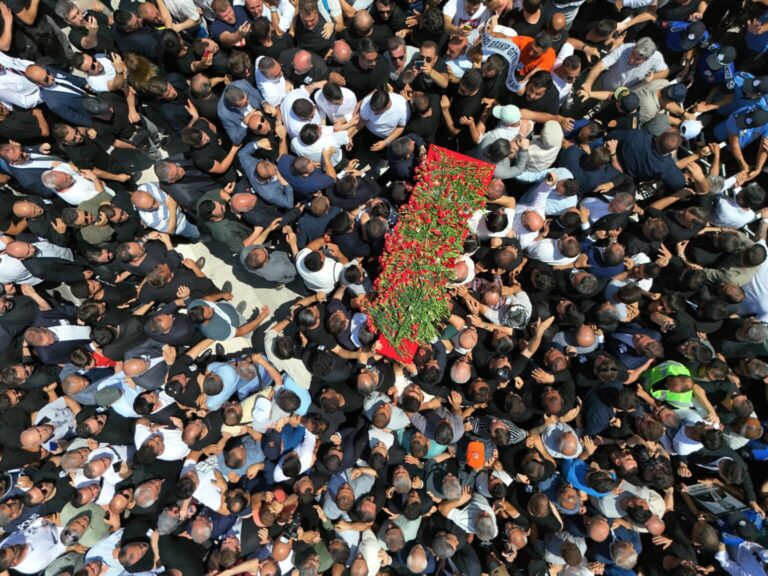 Ferdi Zeyrek son yolculuğuna uğurlandı