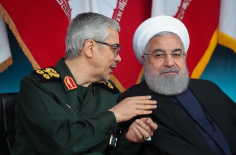 Muhammed Bakıri ve Hasan Ruhani.