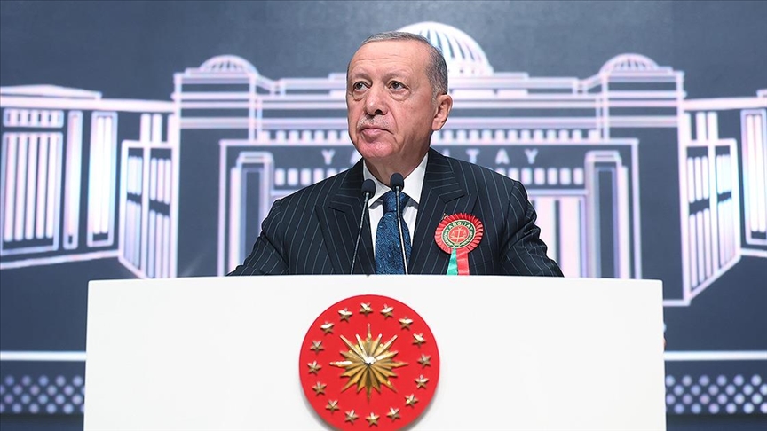 Önder Özden yazdı: Siyasetin sınırı nerede?