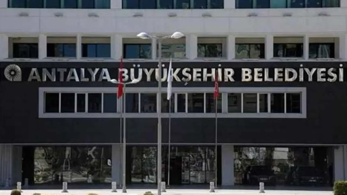 Muhittin Böcek'in tahliye talebi reddedildi: Antalya Büyükşehir Belediyesi'nde 3 kişi daha gözaltına alındı