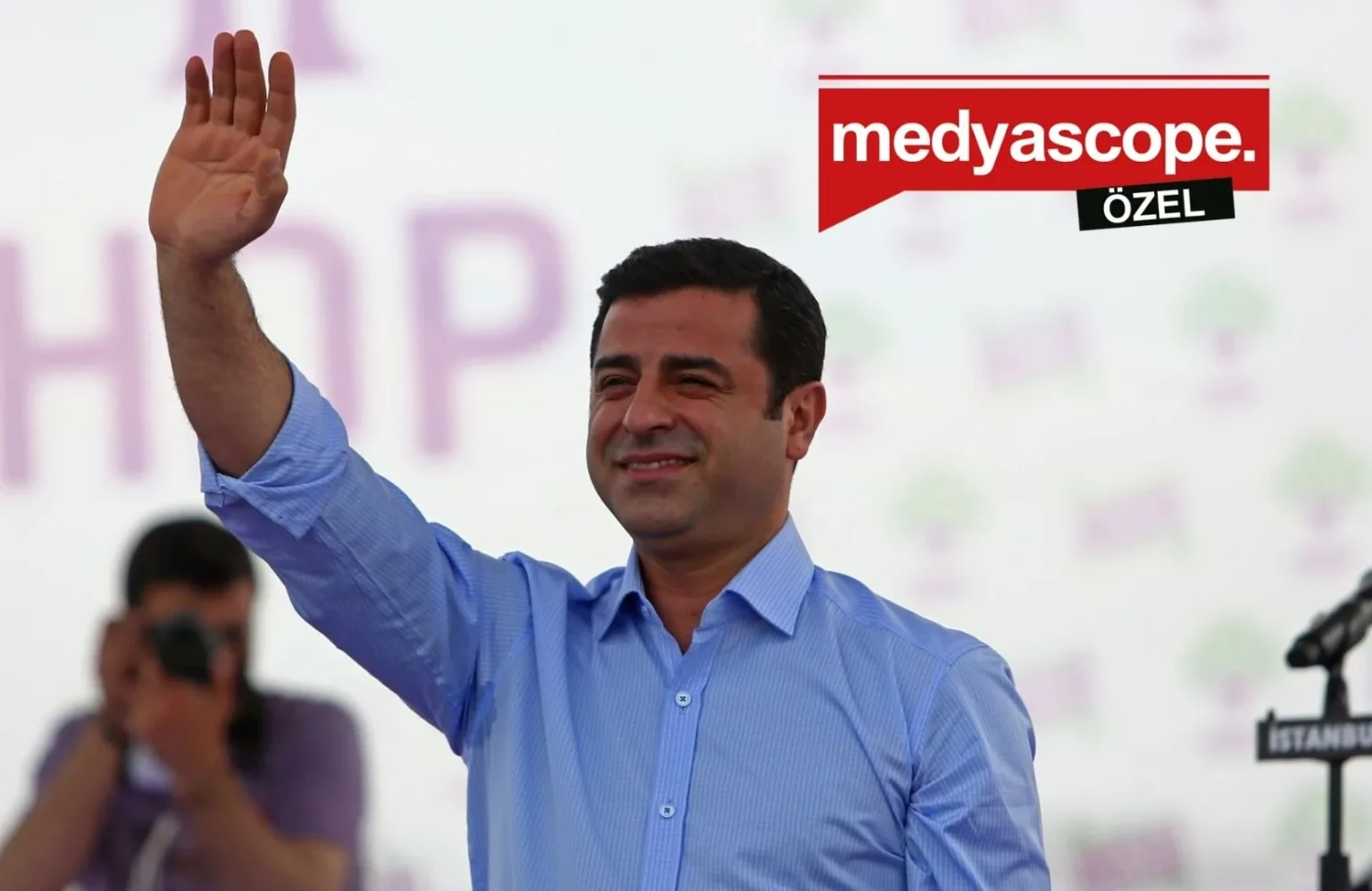 Demirtaş'ın tahliyesi için mahkemeye başvurulacak