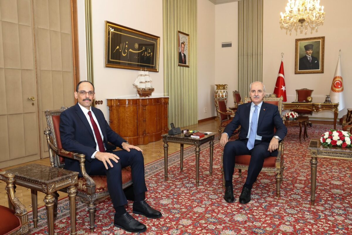 Numan Kurtulmuş, İbrahim Kalın ile görüştü: Gündem silahların teslim edilmesinden sonra izlenecek yol haritası