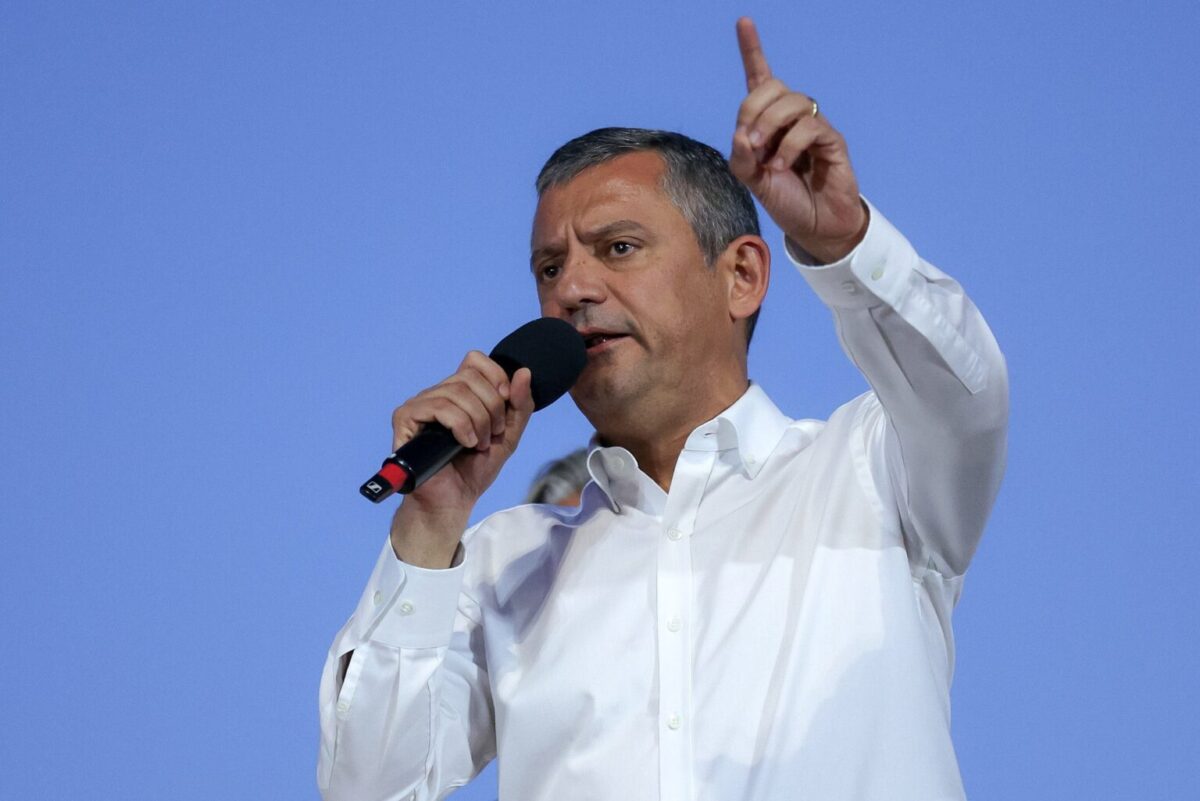 Özgür Özel Meclis'te kurulacak komisyonla ilgili konuştu