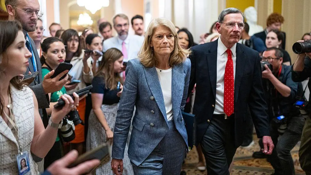 Trump’ın tartışmalı yasa tasarısı kıl payı ile Senato’dan geçti