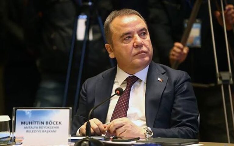 Muhittin Böcek