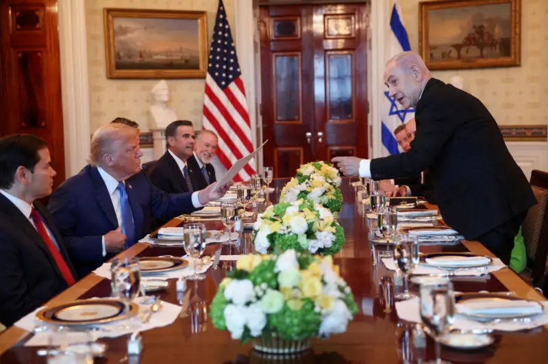 Trump ve Netanyahu