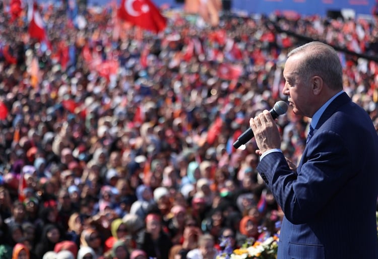 Ruşen Çakır yorumladı: AK Parti sahiden birinci parti mi?