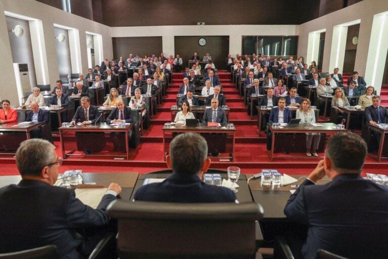 CHP kasım ayında sandığı nasıl getirecek?